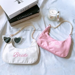 Custom Name Wedding Purse Bridesmaid Gift Personalized Clutch Bag Wedding Gift Bachelorette Party Maid of Honor Gift Bridesmaid proposal