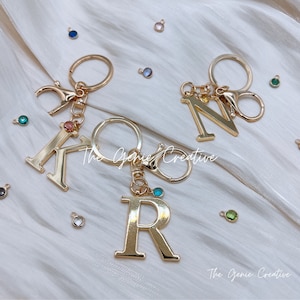 Llavero con inicial personalizado, llavero con letra dorada y piedra de nacimiento, llavero personalizado, regalo de cumpleaños, regalo de dama de honor, regalo hecho a mano