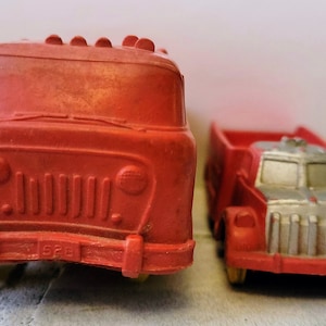 1950&#39;s Auburn Rubber Toy Co Red Trucks #508 & #528