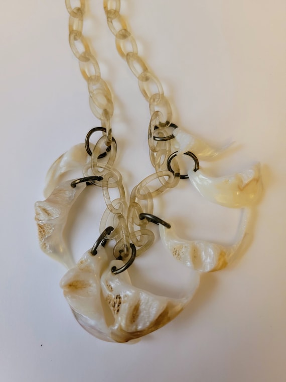 1930's Clear Celluloid and White Shell Necklace - image 3