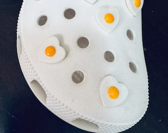 Poached Egg Easter Shoe Charms: Resin Heart-Shaped Decorations