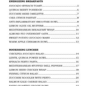 Op de afbeelding: Een zwart-witte lijst met receptidee&euml;n voor energieke ontbijten en voedzame lunches. De lijst bevat recepten zoals avocado-spinazietoast, quinoa-bessenpap, kikkererwten-avocadosalade, linzen-quinoa-powerbowl en meer.