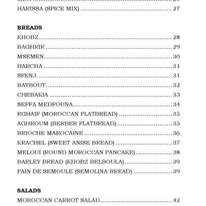 Op de afbeelding: Een pagina uit een kookboek met Marokkaanse recepten. De lijst bevat kruiden zoals kardemom, kruidnagel en munt. Broodrecepten zijn onder meer khobz, baghrir en msemen. De pagina bevat ook salade recepten. Paginanummer is 202.