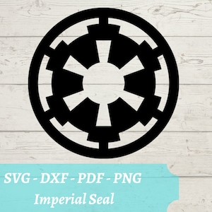 Puede incluir: Gráfico negro del Sello Imperial sobre un fondo de madera clara. El sello es un diseño circular con una estrella central y elementos circundantes en forma de engranaje. Debajo está el texto: SVG-DXF-PDF-PNG Imperial Seal.