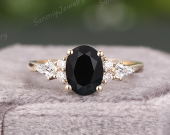 Vintage Black Onyx engagement ring Oval 14K gold Ring unique Cluster kite cut diamond moissanite wedding ring bridal Promise ring for women