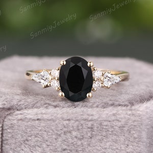 Vintage Black Onyx engagement ring Oval 14K gold Ring unique Cluster kite cut diamond moissanite wedding ring bridal Promise ring for women