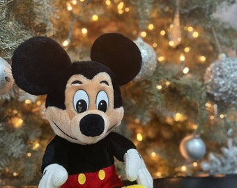 Seated Disneyland Walt Disney World Vintage Mickey Mouse Plush Stuffed Animal