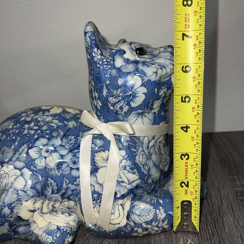 VINTAGE Porcelain White and Holland Blue Chinese Cat Figurine Etsy