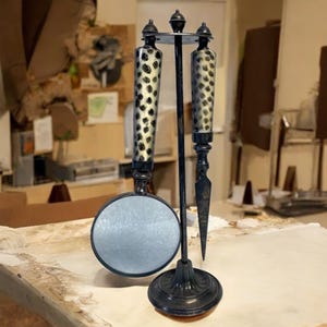 VTG Correspondent&#39;s Tools w/Stand - Letter opener & magnifying Glass