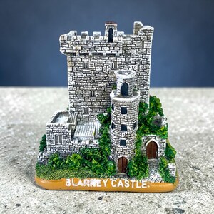 Vintage Blarney Castle Ireland Souvenir Resin Coin Bank Money Box Figurine
