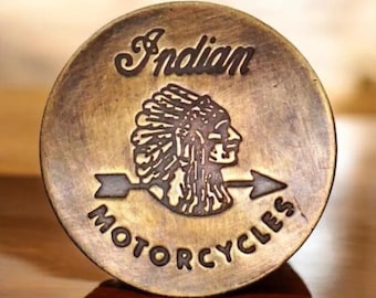 Badge Insignia Indian Motorcycle Rider Pinback Vintage patine