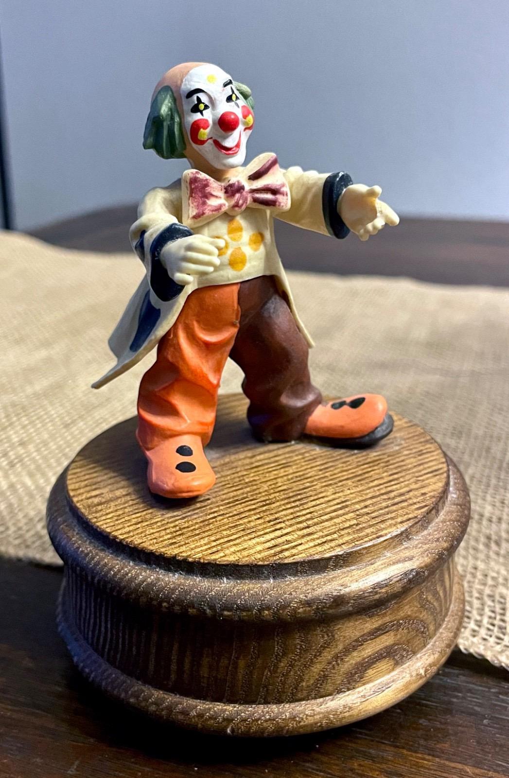 Anri Toriart Clown - Etsy VTG ANRI Toriart Clown Figurines Italy Hand Painted Lot of 4 w/ Instruments EUC main image 0