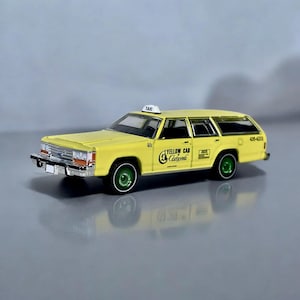 1988 Ford Ltd Crown Victoria Wagon Coronado. California Taxi Cab 1:64 Die Cast Car Model Diorama