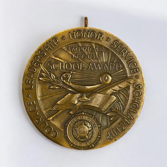 American Legion School Award Medaillon Pendant Medallic Art Co