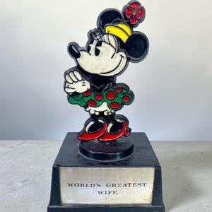 Vintage Disney Minnie Mouse Trophy "Greatest Wife" Handpainted by Aviva 5" Tall