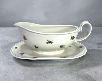 Zabytkowa sosjerka Petite Fleur z dołączonym talerzem dolnym – porcelana