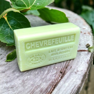 Honeysuckle Artisanal bar soap Organique Donkey Milk Marseille France 125gr (4.40oz)