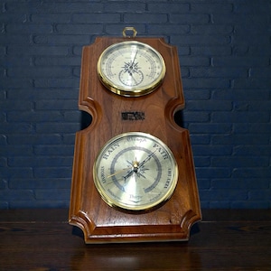 Vintage 1981 Tharpe Wood Weather Station Barometer Thermometer Hygrometer USA