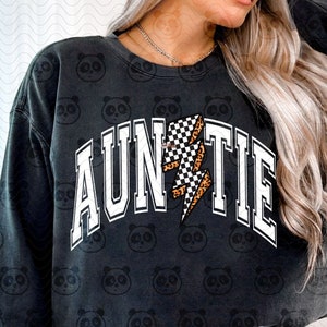 Blitz Tante PNG, Tante Shirt Png Sublimation, Karierte Tante Varsity Png, Vintage Tante Png, Retro Tante Png Dtf Digital Download