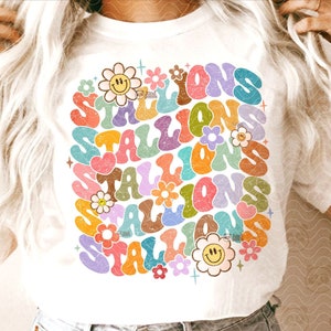 Floral Stallions PNG, Sublimación de mascota retro, Diseño de camiseta del día del juego de Vintage Stallions, Descarga digital Groovy Stallions Football svg