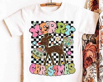 Retro kerstshirt voor meisjes png-ontwerp, vintage Rudolph png, groovy vrolijk kerstfeest kindersublimatie, Holly Jolly Babe, kerstfeest png