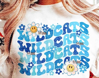 Retro Blue Wildcats SVG PNG, Floral High School Wildcats, Sublimación de fútbol americano groovy, Diseño de camisa del día del juego, Mascota Wildcats Cheer