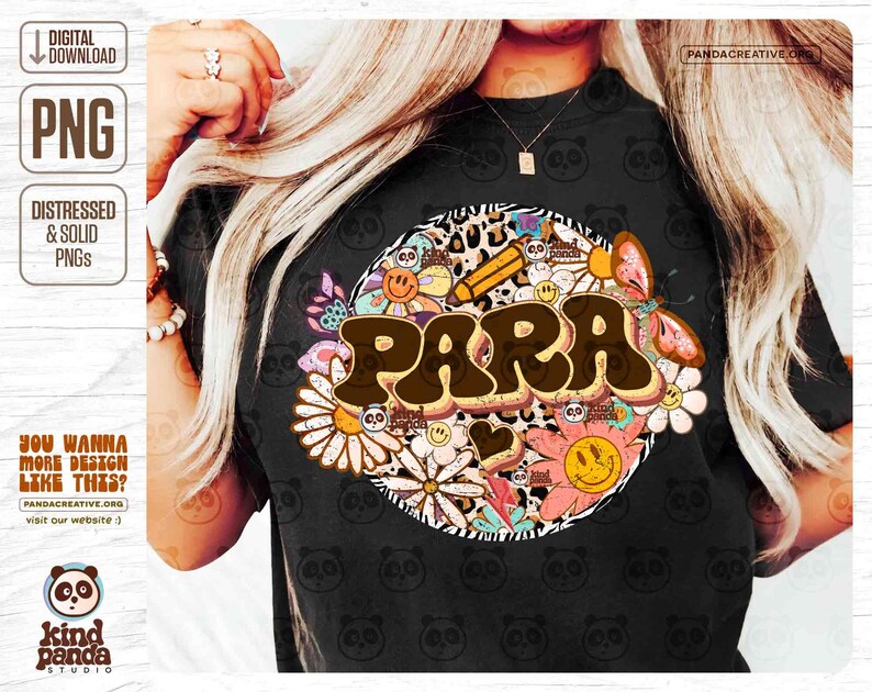 K&ouml;nnte beinhalten: Ein schwarzes T-Shirt mit einem farbenfrohen Grafikdesign, das das Wort "PARA" in einer Retro-Schriftart zeigt, umgeben von Blumen, Schmetterlingen und anderen skurrilen Elementen. Das Design ist auf einem Leopardenmuster-Hintergrund platziert.