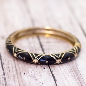7 inch, Vintage Black Patterned Gold Tone Hinge Bangle - CB28