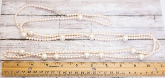 Vintage Elegant Pearls Stylish Beaded Necklace 60 Inch