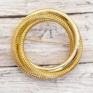 Vintage Elegant Gold Tone Spiral Ring Brooch - CB5