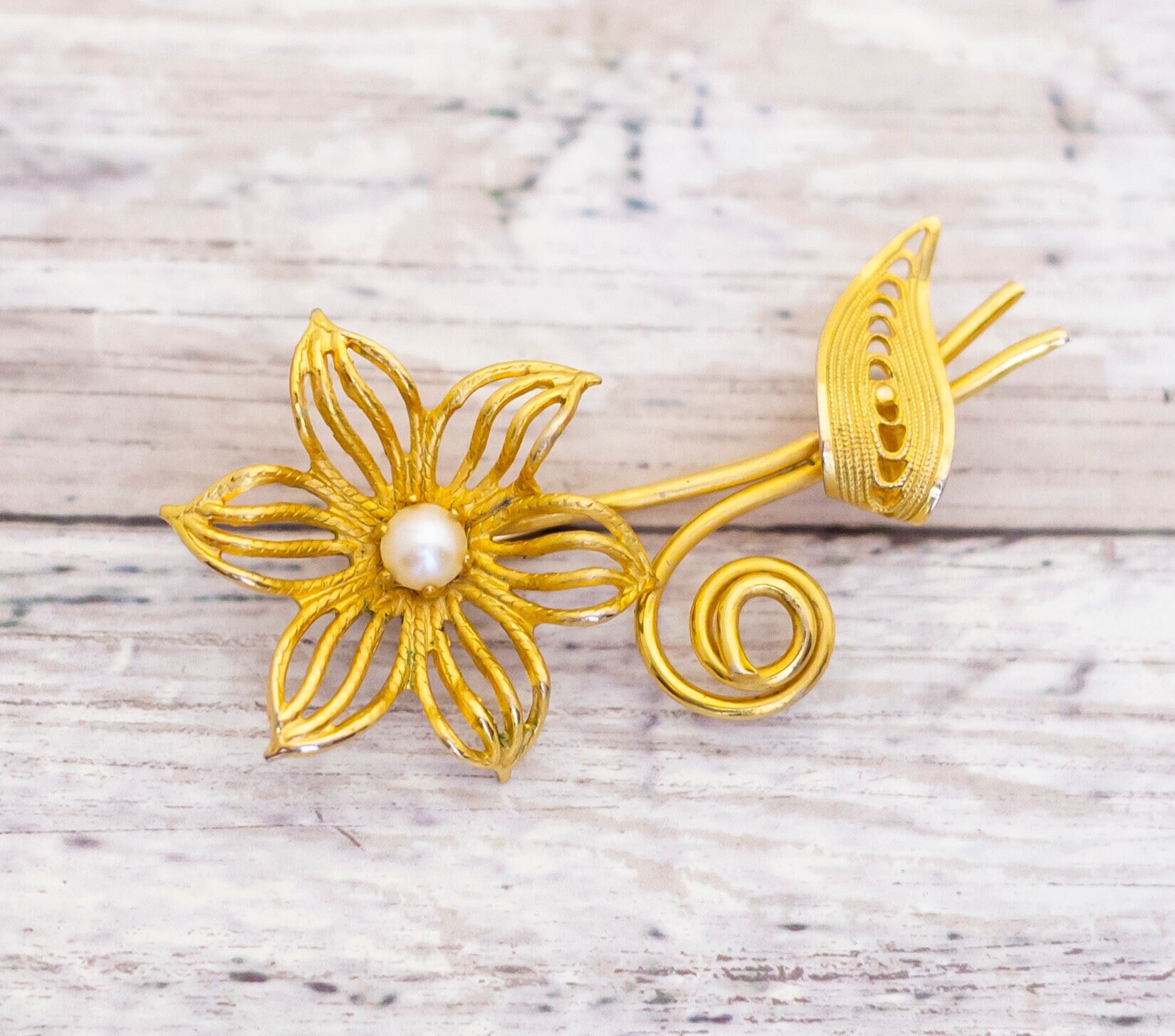 Broche Ancienne Fleur De Lys Art Nouveau - Argent Plaqué, État Très Correct