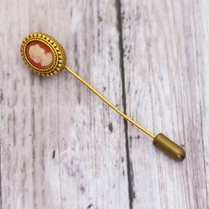 Vintage Victorian Oval Lady Cameo Gold Tone Stick Pin - CB29