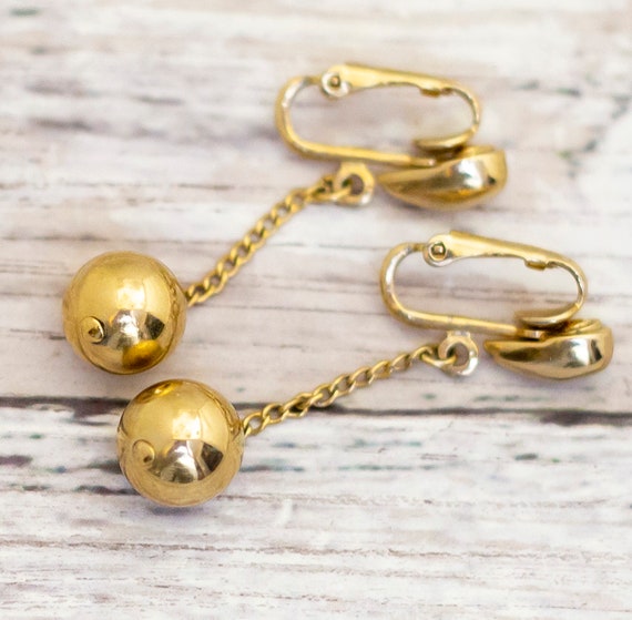 Vintage Dainty Sphere Simplistic Gold Tone Dangle… - image 2