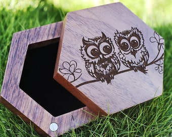 Owl Lovers Keepsake Ring Box, Two Owls Trinket Tray, Horse Rancher Jewelry, Baby Owlet Ring Holder, Flying Owl Wedding Box