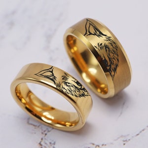 Wolf Wedding Band Ring Set, Howling Wolf Matching Rings, Wolf Jewelry, Wolf Eyes Wedding Rings, Dog Wedding Rings, Animal Wedding Band