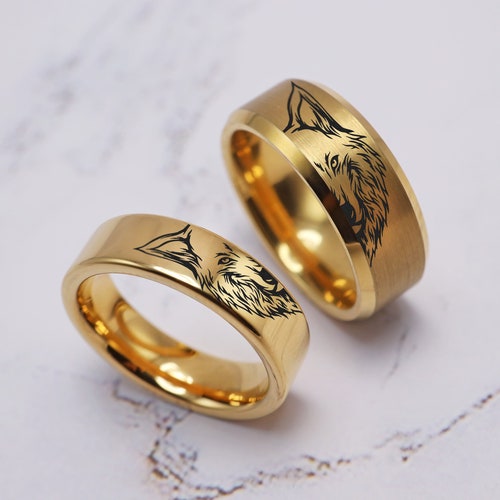 Wolf Wedding Band Ring Set, Howling Wolf Matching Rings, Wolf