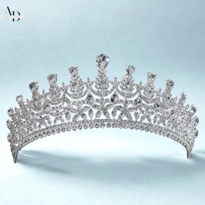 Silver Rhinestone Bridal Tiara, Crystal Hair Piece, Bridal Headband, Diamond Hair Accessory, Bride wedding Tiara, Cz Luxury Tiara Prom Crown