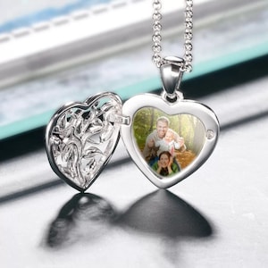 Personalized Hollow Heart Photo Necklace |  Pendant necklace photo locket |  Necklace with photo | For People and Pets | Custom Message