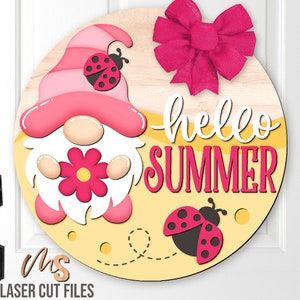 Gnome d'été accroche-porte SVG - signe de bienvenue d'été Svg - fichiers découpés au Laser - coccinelle - Gnome d'été plaque de porte Svg - Glowforge Cricut