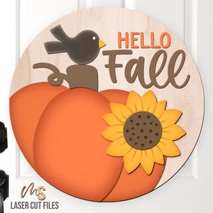 Hello Fall Door Hanger SVG - Zucca SVG - Girasole SVG - Cartello di benvenuto autunnale SVG - File tagliati al laser - Cartello autunnale per porte - Decorazioni autunnali - Glowforge