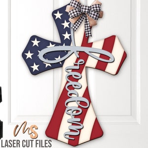 4th Of July Cross Door Hanger Svg - Croce cristiana Svg - Bandiera americana Svg - File tagliati al laser - Cartello porta a croce Svg - Glowforge Cricut