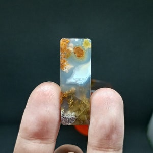 Moss agate unique_chalcedony_gemstone