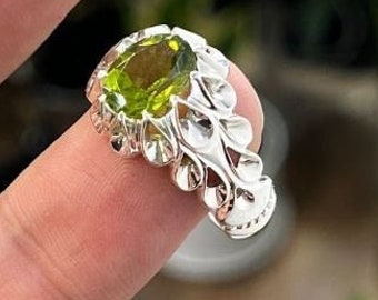 2 Carat Natural Peridot Sterling Silver 925 Handmade Ring, Real High Quality Fresh Green Peridot Ring
