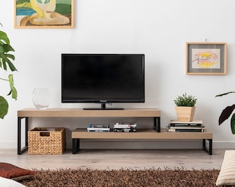 Low TV cabinet with two shelves with adjustable width in oak-effect honeycomb melamine - Made in Italy