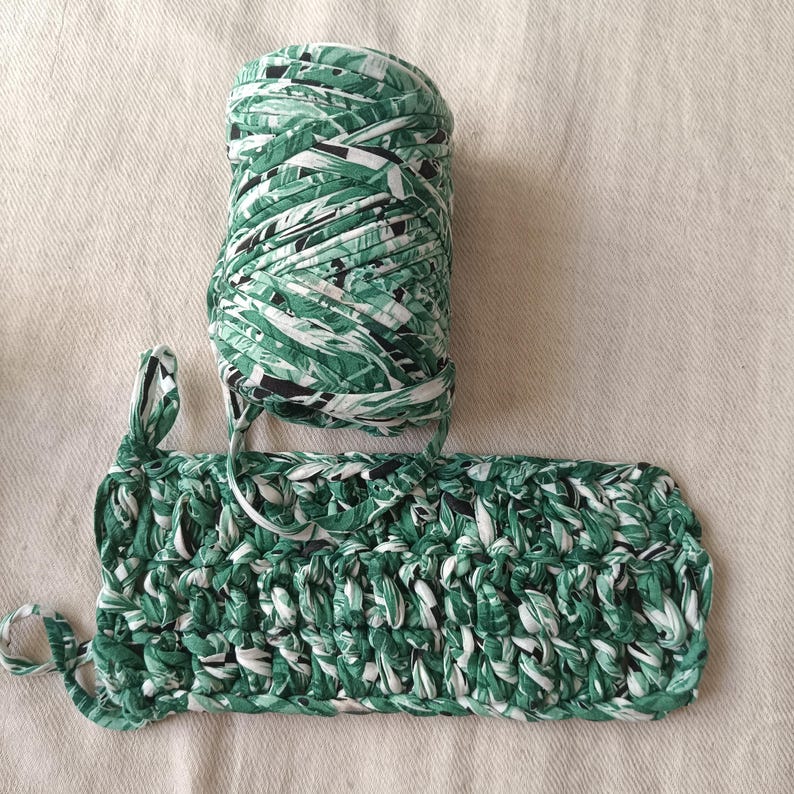 Funda redonda de ganchillo para taburete, funda de puf de punto, funda otomana hecha a mano, funda redonda para cojines de suelo tropical leaves