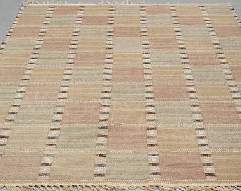 Alfombra kilim inspirada en la sueca Marianne Richter