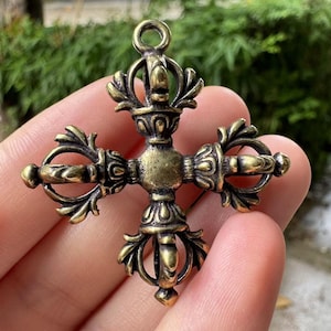 2 Pcs Copper Vajra Phurba pendant Feng shui gifts  Vajra Handicraft Collection Decoration, Tibetan Dorje Buddhism Mahakala amulet craft G118