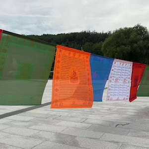 Lot of 20pics,68* 85cm Colorful Tibetan Buddhistic prayer flag Wall Hanging Brass Dirty Buddha Statue Cotton Silk lacy wall Art Decor  zen