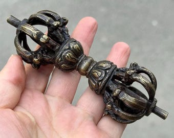 Vajra Phurba de cobre, decoración de meditación Vajra de Buda hecha a mano, amuleto Mahakala del budismo tibetano Dorje, artesanía de vajra y mortero