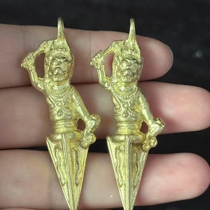 2Pcs Tibetan Buddhism Dorje Vajra Phurba Brass Amulet Handmade Nepal Collectibles, Tantra Buddhism Talisman Charm Mini Vajra phurpa Exorcism